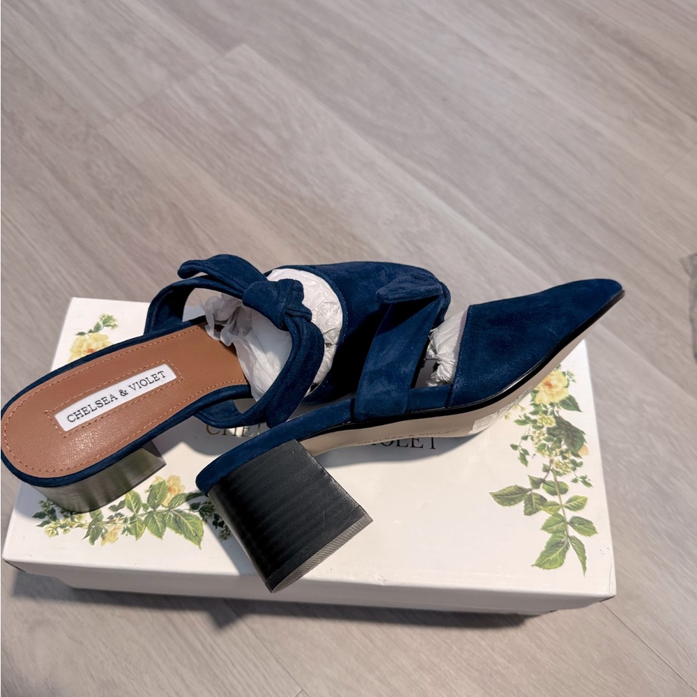 Chelsea & Violet Suede Leather Molly Mules Blue Block Heel Pointed Toe - Picture 2 of 6